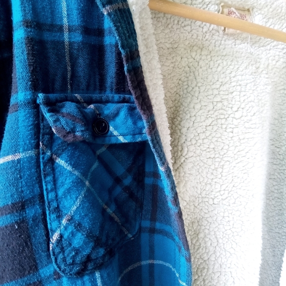 Boston Traders Sweater - Picture 4 of 7